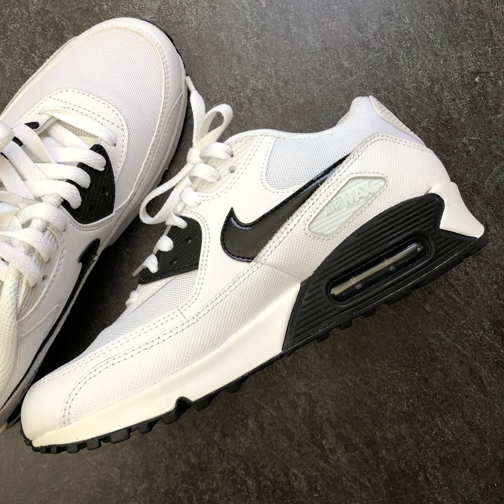 Women’s Air Max 90